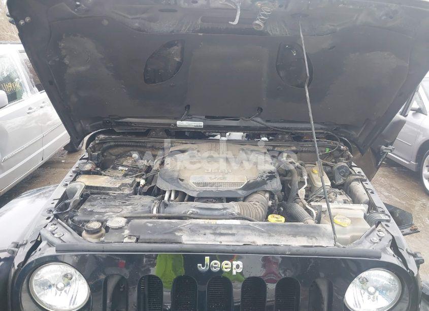 Photo 10 of 2015 Jeep Wrangler UNLIMITED RUBICON HARD ROCK (VIN 1C4HJWFG9FL569962)