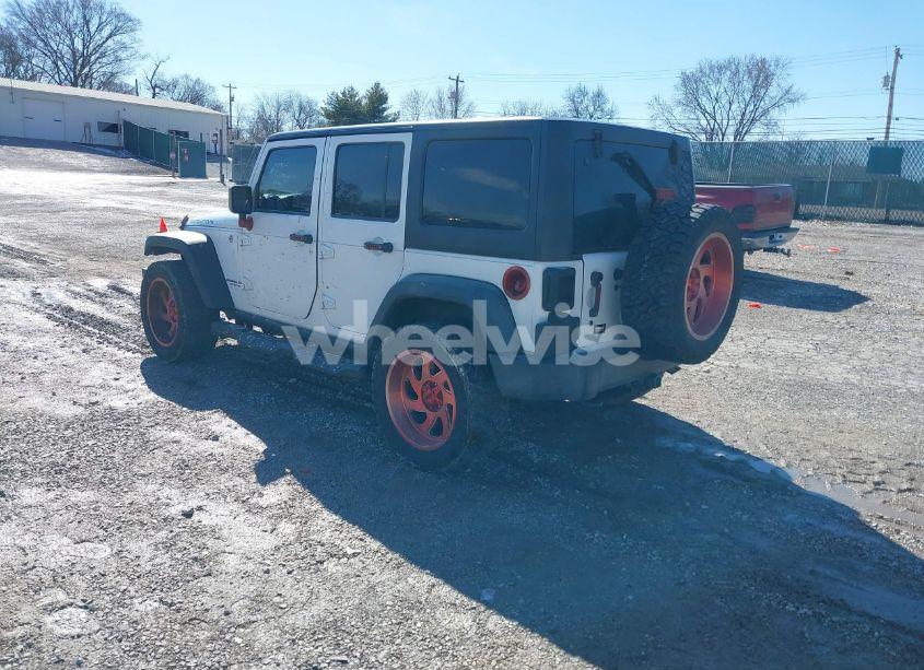 Photo 3 of 2016 Jeep Wrangler UNLIMITED RUBICON (VIN 1C4HJWFG9GL296782)