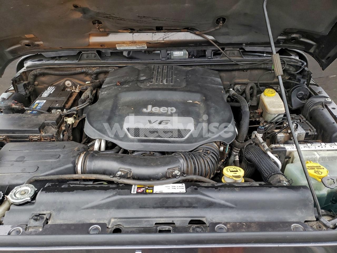 Photo 11 of 2014 JEEP WRANGLER UNLIMITED RUBICON (VIN 1C4HJWFGXEL223434)