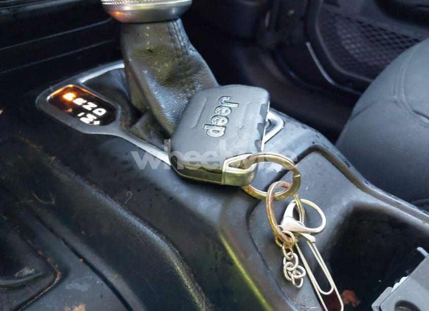 Photo 11 of 2021 Jeep Wrangler SPORT 4X4 (VIN 1C4HJXAG8MW521779)