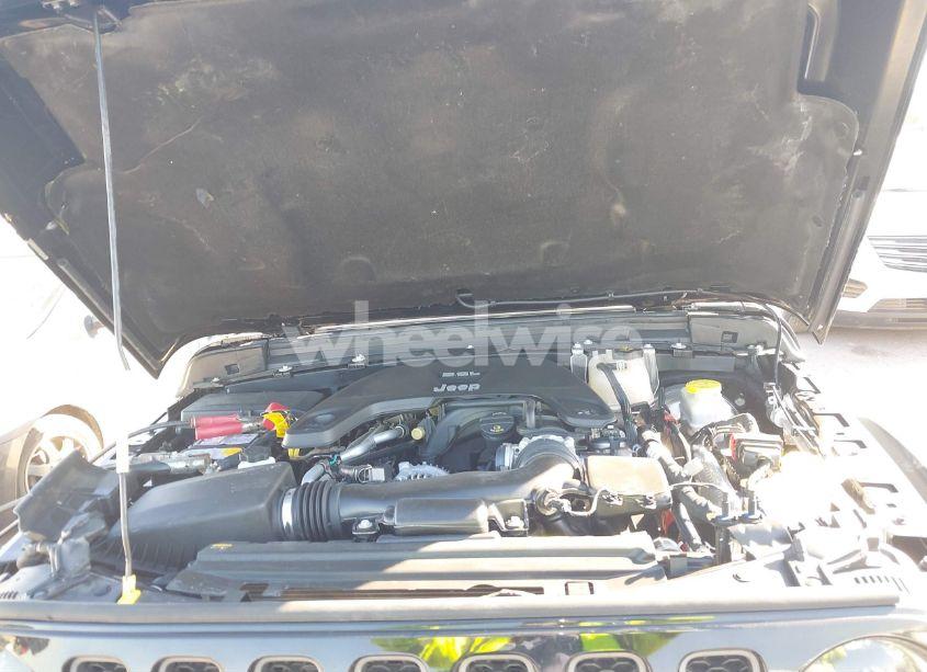 Photo 10 of 2021 Jeep Wrangler RUBICON 4X4 (VIN 1C4HJXCG0MW552795)