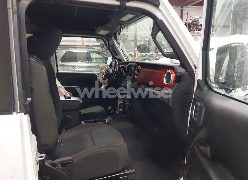 Photo 5 of 2018 Jeep Wrangler RUBICON 4X4 (VIN 1C4HJXCN8JW236619)