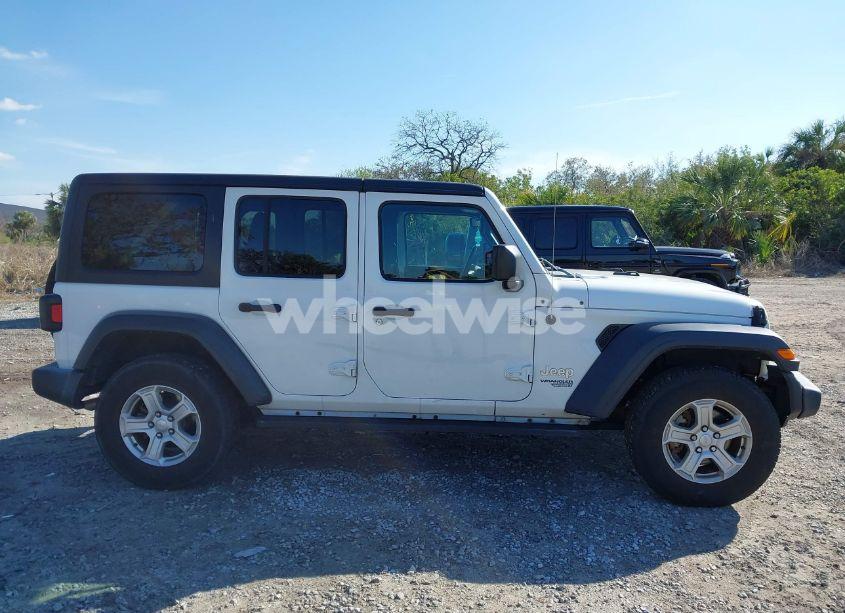 Photo 13 of 2018 Jeep Wrangler UNLIMITED SPORT S 4X4 (VIN 1C4HJXDG0JW177579)