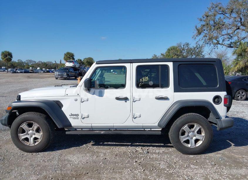 Photo 14 of 2018 Jeep Wrangler UNLIMITED SPORT S 4X4 (VIN 1C4HJXDG0JW177579)