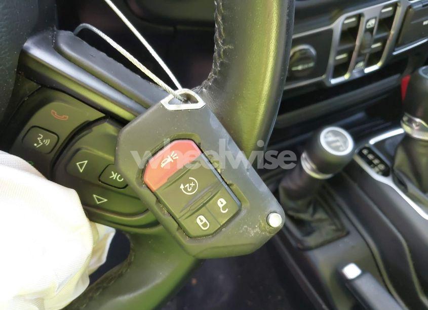 Photo 11 of 2018 Jeep Wrangler UNLIMITED SPORT S 4X4 (VIN 1C4HJXDG0JW279528)