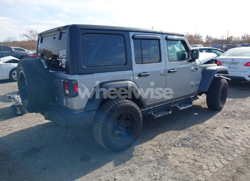 Photo 4 of 2018 Jeep Wrangler UNLIMITED SPORT S 4X4 (VIN 1C4HJXDG0JW279528)
