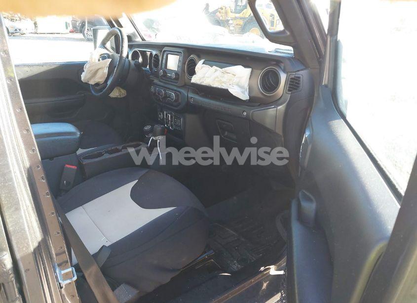 Photo 5 of 2018 Jeep Wrangler UNLIMITED SPORT S 4X4 (VIN 1C4HJXDG0JW280355)