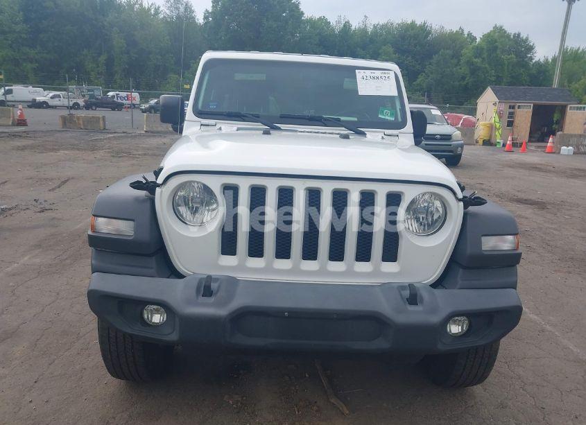 Photo 13 of 2018 Jeep Wrangler UNLIMITED SPORT S 4X4 (VIN 1C4HJXDG0JW324211)