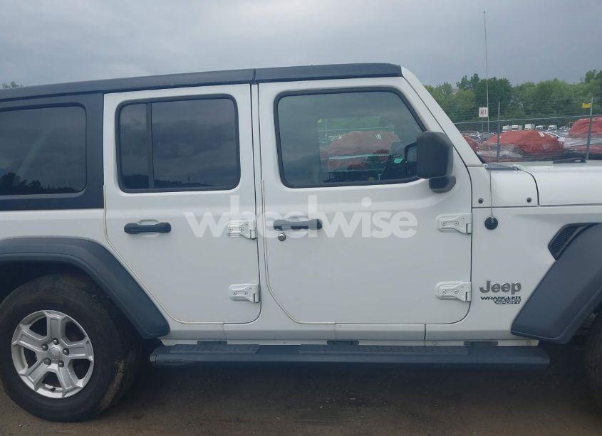 Photo 14 of 2018 Jeep Wrangler UNLIMITED SPORT S 4X4 (VIN 1C4HJXDG0JW324211)