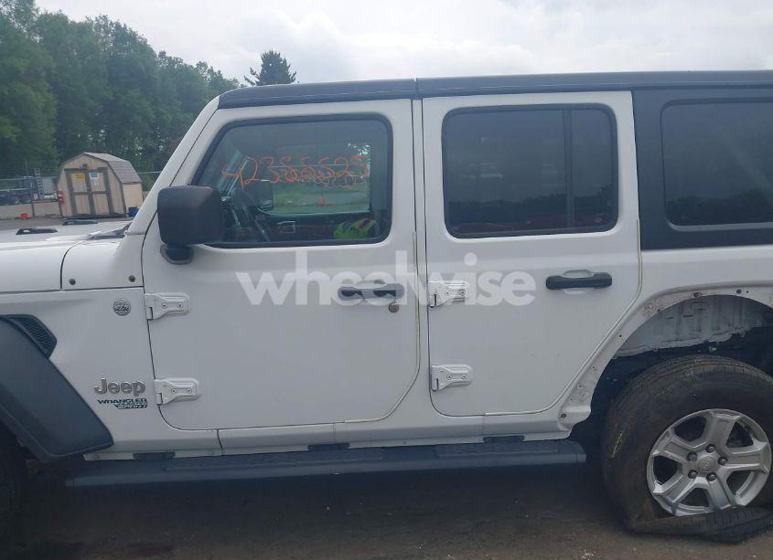 Photo 15 of 2018 Jeep Wrangler UNLIMITED SPORT S 4X4 (VIN 1C4HJXDG0JW324211)