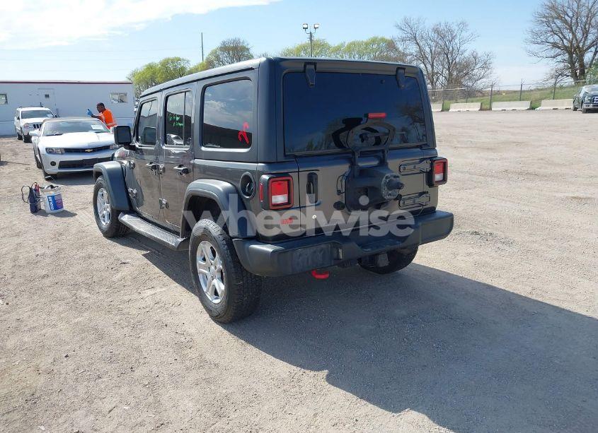 Photo 3 of 2019 Jeep Wrangler UNLIMITED SPORT S 4X4 (VIN 1C4HJXDG0KW541940)