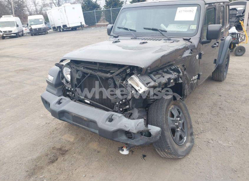 Photo 6 of 2019 Jeep Wrangler UNLIMITED SPORT 4X4 (VIN 1C4HJXDG0KW559807)