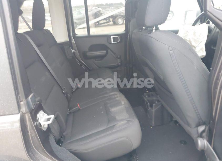 Photo 8 of 2019 Jeep Wrangler UNLIMITED SPORT 4X4 (VIN 1C4HJXDG0KW559807)