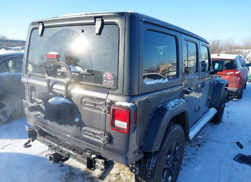 Photo 4 of 2020 Jeep Wrangler UNLIMITED SPORT ALTITUDE 4X4 (VIN 1C4HJXDG0LW328522)