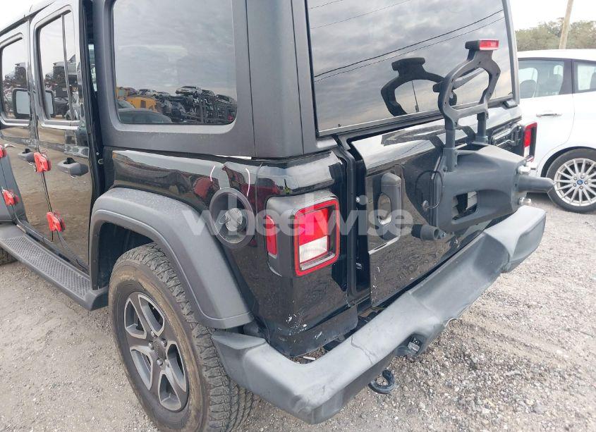 Photo 6 of 2021 Jeep Wrangler UNLIMITED SPORT S 4X4 (VIN 1C4HJXDG0MW572866)