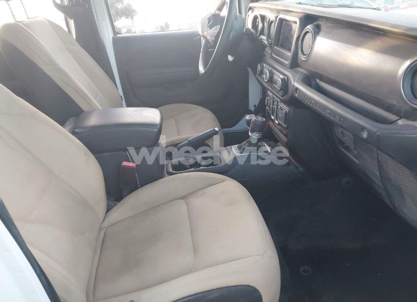 Photo 5 of 2021 Jeep Wrangler UNLIMITED SPORT S 4X4 (VIN 1C4HJXDG0MW856143)