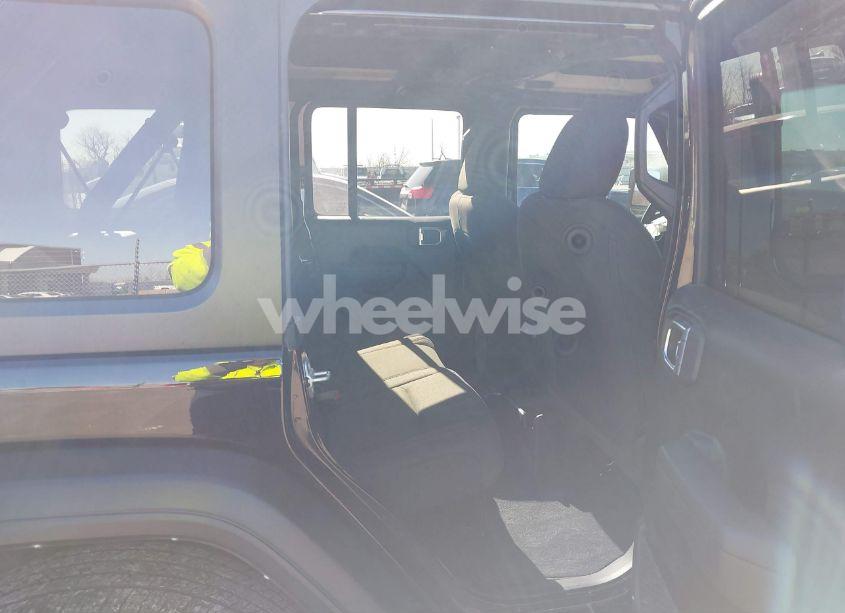 Photo 8 of 2022 Jeep Wrangler UNLIMITED SPORT ALTITUDE 4X4 (VIN 1C4HJXDG0NW200459)