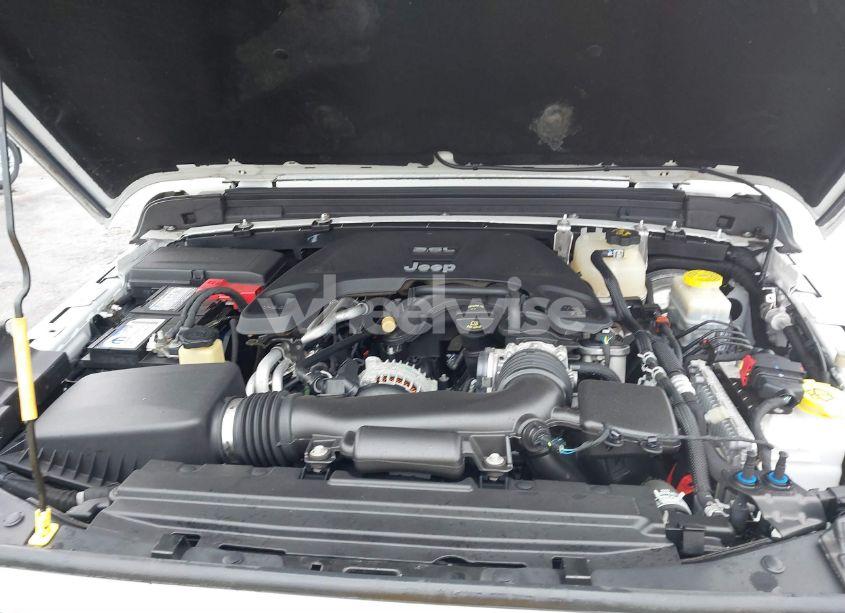 Photo 10 of 2018 Jeep Wrangler UNLIMITED SPORT S 4X4 (VIN 1C4HJXDG1JW157857)