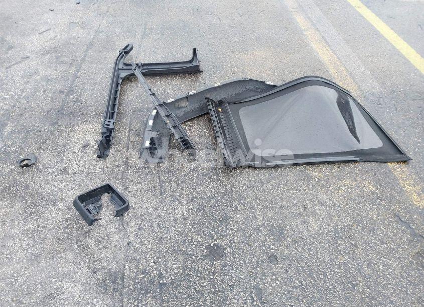 Photo 12 of 2018 Jeep Wrangler UNLIMITED SPORT S 4X4 (VIN 1C4HJXDG1JW157857)