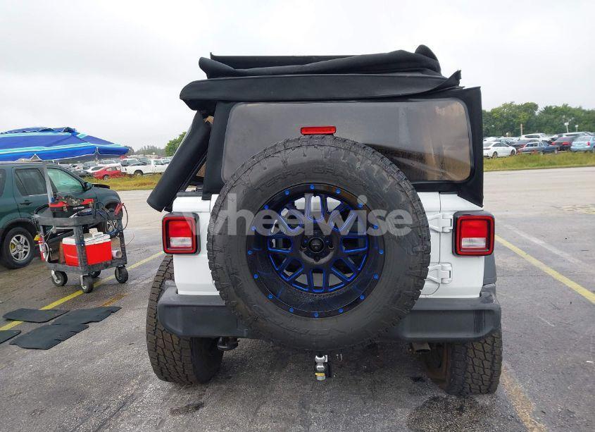 Photo 17 of 2018 Jeep Wrangler UNLIMITED SPORT S 4X4 (VIN 1C4HJXDG1JW157857)