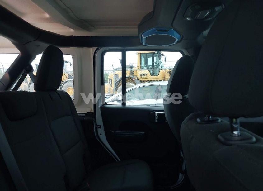 Photo 8 of 2019 Jeep Wrangler UNLIMITED SPORT S 4X4 (VIN 1C4HJXDG1KW528291)