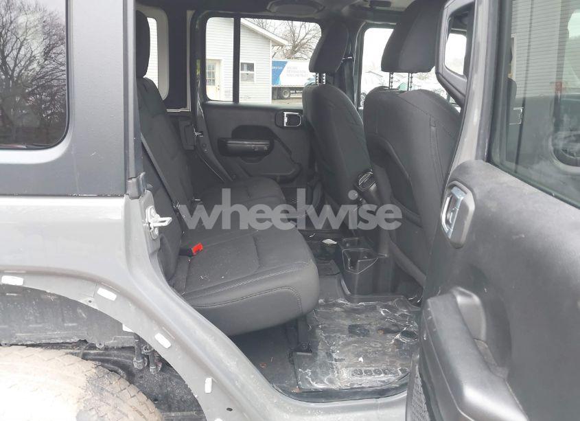 Photo 8 of 2021 Jeep Wrangler UNLIMITED SPORT ALTITUDE 4X4 (VIN 1C4HJXDG1MW603784)