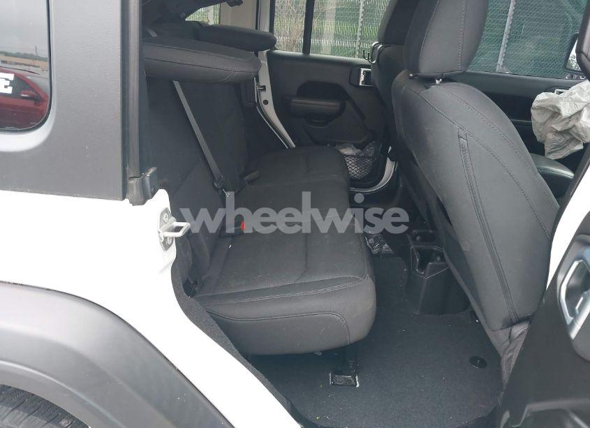 Photo 8 of 2021 Jeep Wrangler UNLIMITED SPORT S 4X4 (VIN 1C4HJXDG1MW850478)