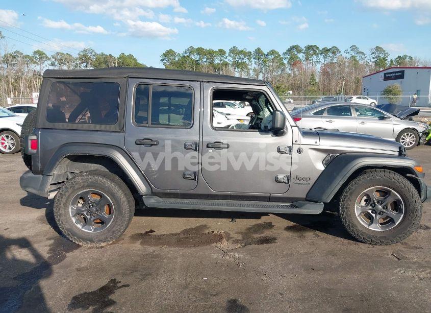 Photo 12 of 2022 Jeep Wrangler UNLIMITED SPORT S 4X4 (VIN 1C4HJXDG1NW167066)