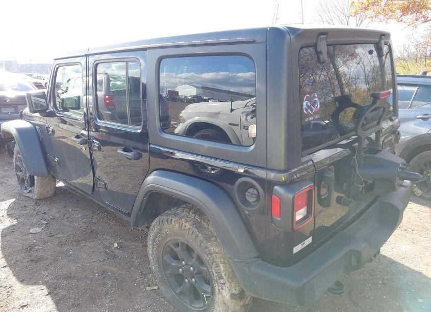 Photo 3 of 2022 Jeep Wrangler UNLIMITED WILLYS 4X4 (VIN 1C4HJXDG1NW246009)