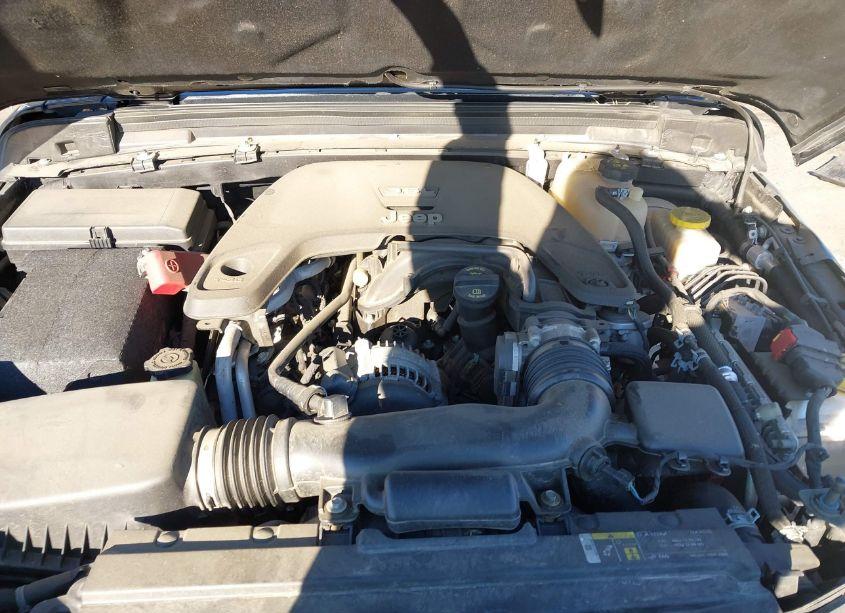 Photo 10 of 2018 Jeep Wrangler UNLIMITED SPORT S 4X4 (VIN 1C4HJXDG2JW152165)