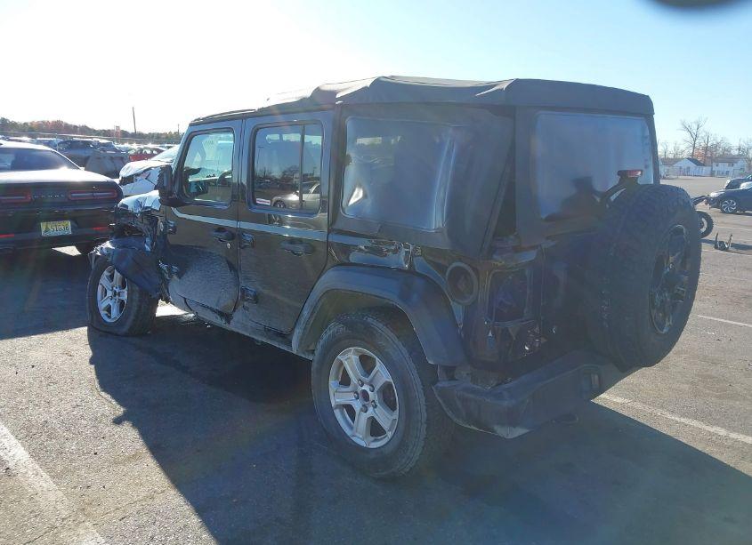 Photo 3 of 2018 Jeep Wrangler UNLIMITED SPORT S 4X4 (VIN 1C4HJXDG2JW152165)