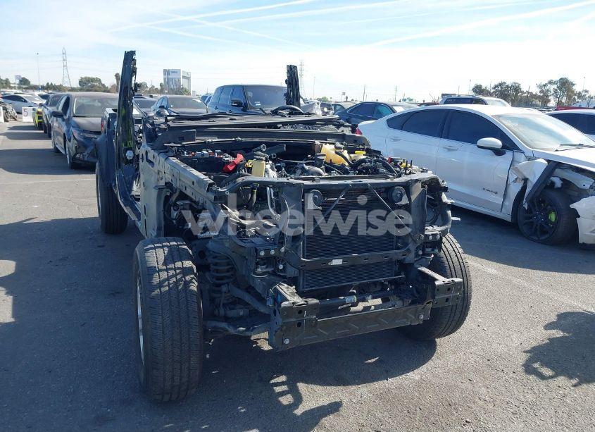 2018 Jeep Wrangler UNLIMITED SPORT S 4X4 (VIN 1C4HJXDG2JW181889) main photo