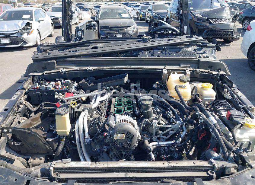 Photo 10 of 2018 Jeep Wrangler UNLIMITED SPORT S 4X4 (VIN 1C4HJXDG2JW181889)