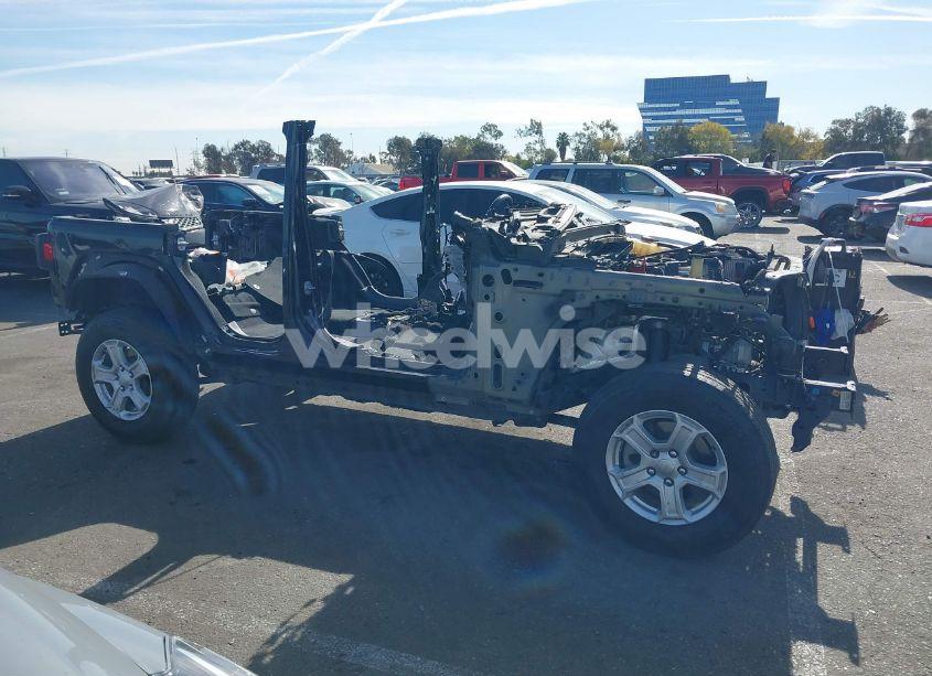 Photo 12 of 2018 Jeep Wrangler UNLIMITED SPORT S 4X4 (VIN 1C4HJXDG2JW181889)