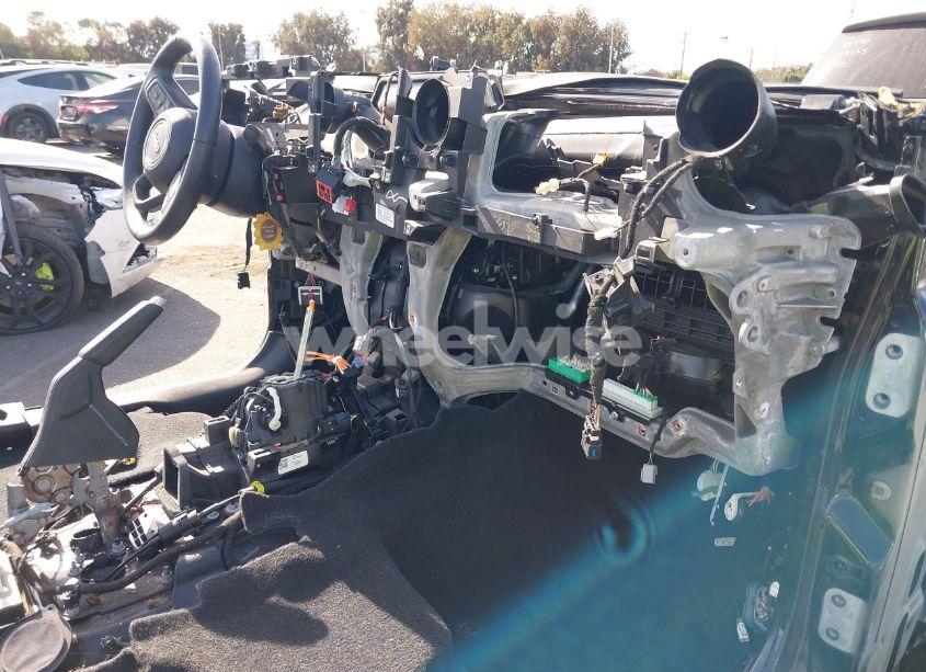 Photo 5 of 2018 Jeep Wrangler UNLIMITED SPORT S 4X4 (VIN 1C4HJXDG2JW181889)