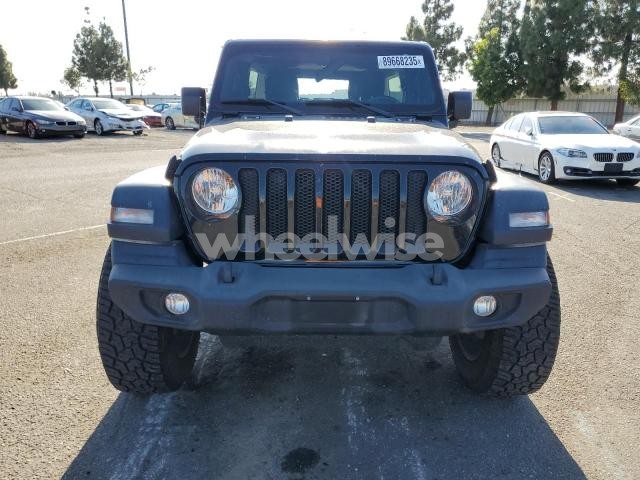 Photo 12 of 2018 JEEP WRANGLER UNLIMITED SPORT (VIN 1C4HJXDG2JW182458)