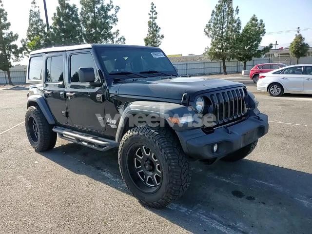 Photo 13 of 2018 JEEP WRANGLER UNLIMITED SPORT (VIN 1C4HJXDG2JW182458)