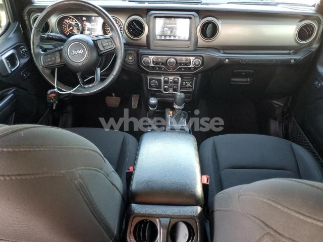 Photo 2 of 2018 JEEP WRANGLER UNLIMITED SPORT (VIN 1C4HJXDG2JW182458)