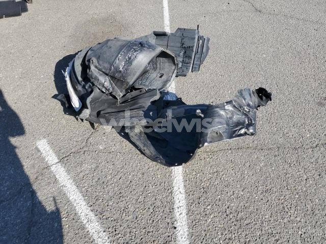 Photo 6 of 2018 JEEP WRANGLER UNLIMITED SPORT (VIN 1C4HJXDG2JW182458)