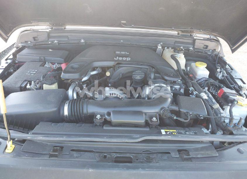 Photo 10 of 2018 Jeep Wrangler UNLIMITED SPORT S 4X4 (VIN 1C4HJXDG2JW183402)