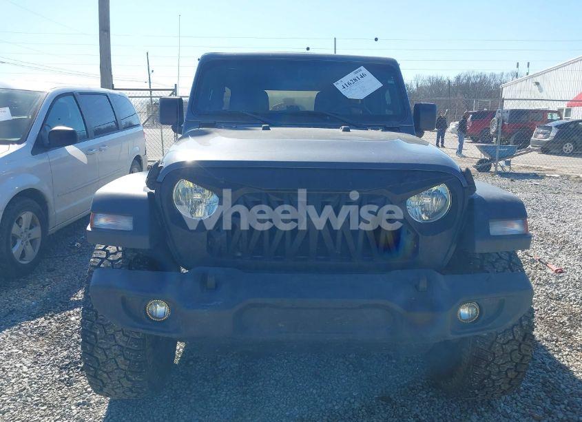 Photo 12 of 2018 Jeep Wrangler UNLIMITED SPORT S 4X4 (VIN 1C4HJXDG2JW183402)