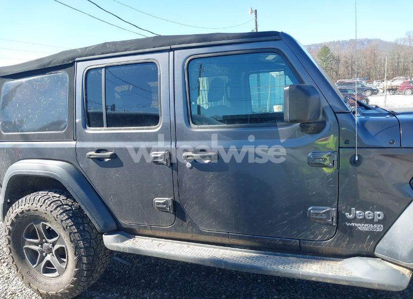 Photo 13 of 2018 Jeep Wrangler UNLIMITED SPORT S 4X4 (VIN 1C4HJXDG2JW183402)