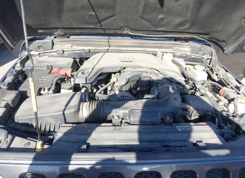 Photo 10 of 2018 Jeep Wrangler UNLIMITED SPORT S 4X4 (VIN 1C4HJXDG2JW208881)