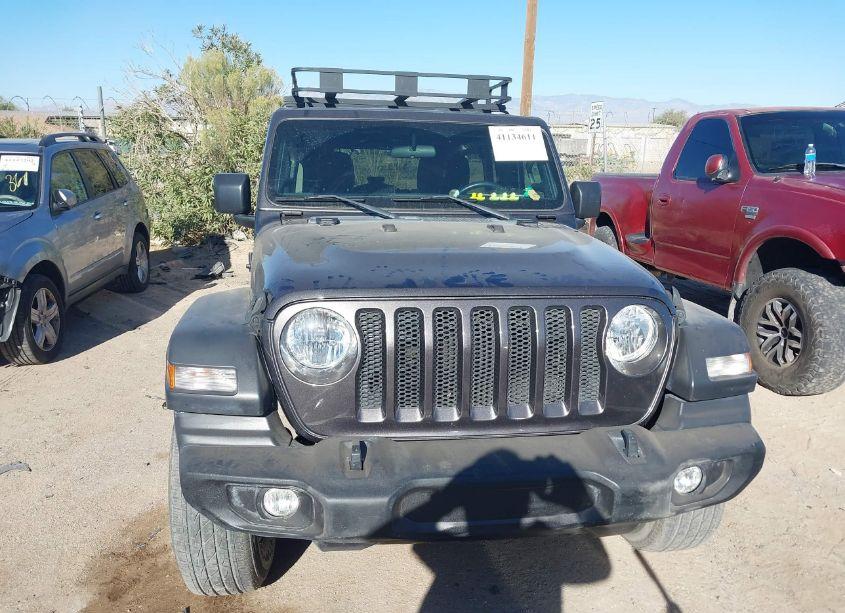 Photo 12 of 2018 Jeep Wrangler UNLIMITED SPORT S 4X4 (VIN 1C4HJXDG2JW208881)