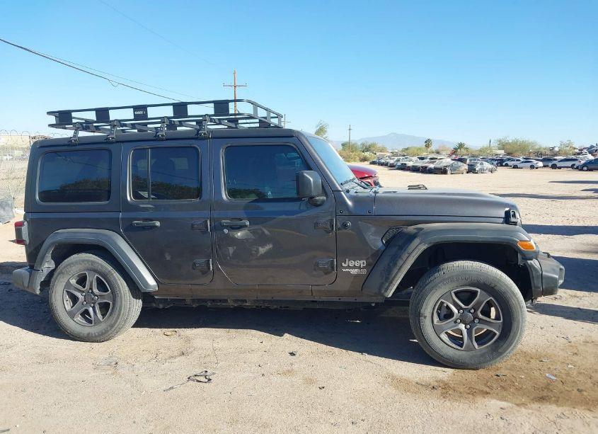 Photo 13 of 2018 Jeep Wrangler UNLIMITED SPORT S 4X4 (VIN 1C4HJXDG2JW208881)