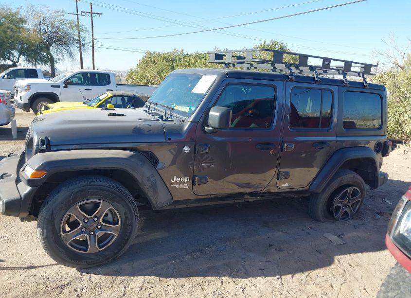 Photo 14 of 2018 Jeep Wrangler UNLIMITED SPORT S 4X4 (VIN 1C4HJXDG2JW208881)