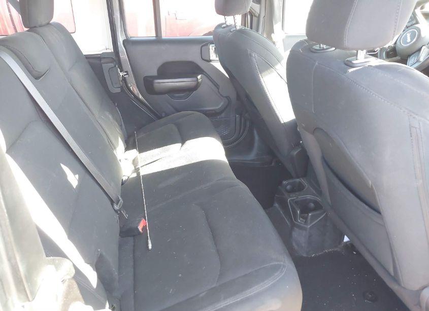 Photo 8 of 2018 Jeep Wrangler UNLIMITED SPORT S 4X4 (VIN 1C4HJXDG2JW208881)