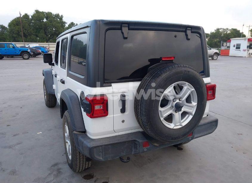 Photo 3 of 2019 Jeep Wrangler UNLIMITED SPORT S 4X4 (VIN 1C4HJXDG2KW500662)