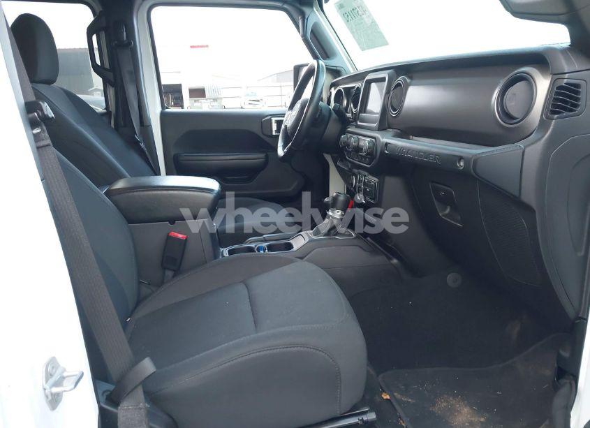 Photo 5 of 2019 Jeep Wrangler UNLIMITED SPORT S 4X4 (VIN 1C4HJXDG2KW500662)