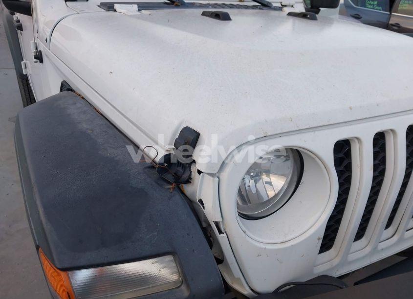 Photo 6 of 2019 Jeep Wrangler UNLIMITED SPORT S 4X4 (VIN 1C4HJXDG2KW500662)